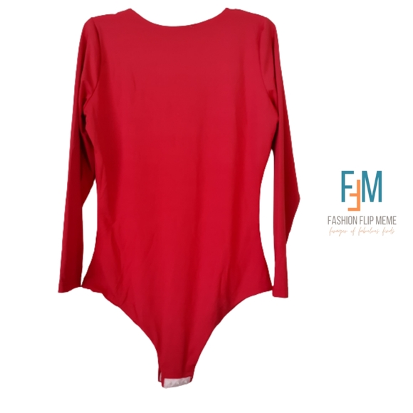 New! Women's Long Sleeve Notched V Neck Bodysuit - Picture 3 of 4
